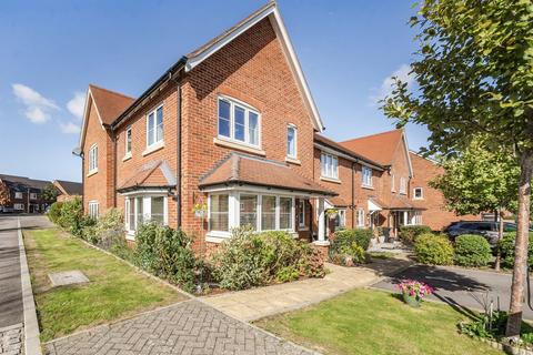 undefined, Addams Mews, Reading RG7