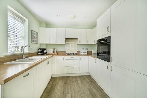 undefined, Addams Mews, Reading RG7