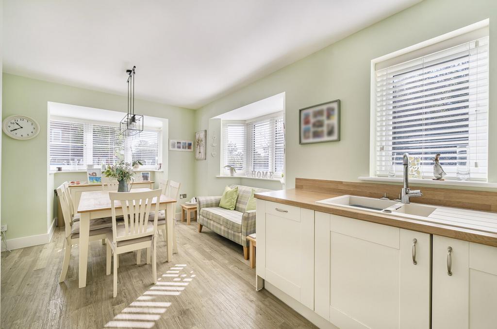 1358490-19-68d124...