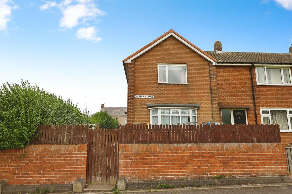 Pbox-front of house-340324.JPG
