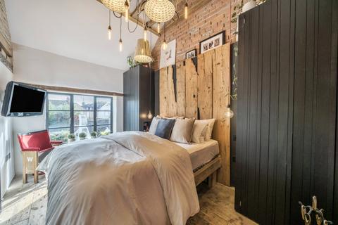 undefined, The Cloud, Wotton-under-Edge, Gloucestershire, GL12