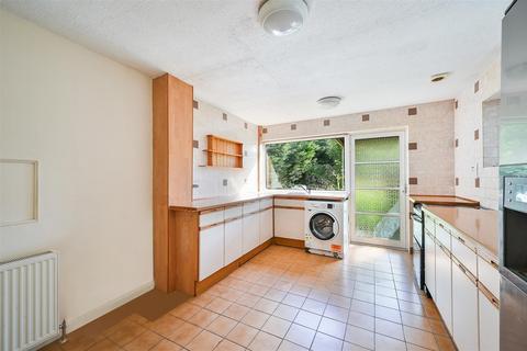 41 Woodmansterne Street, Banstead, SM7 3NQ