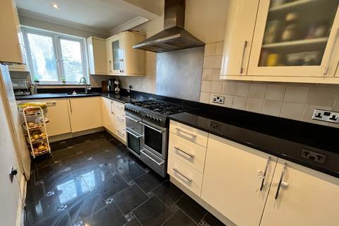 undefined, Sherwood Road, Luton, Bedfordshire, LU4 8LG
