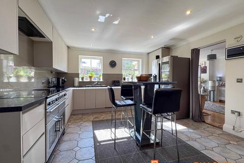 5 bedroom detached house for sale, Sutton Lane, 1 LN5