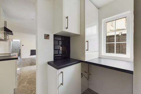 36 Magdala Road, Gloucester, GL1 4AX