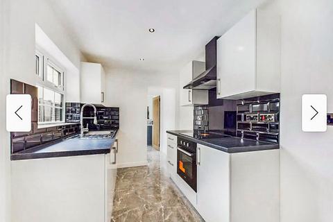 36 Magdala Road, Gloucester, GL1 4AX