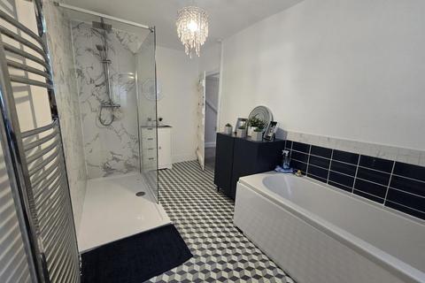 4 bedroom semi-detached house for sale, Coombe Lane, Torquay TQ2