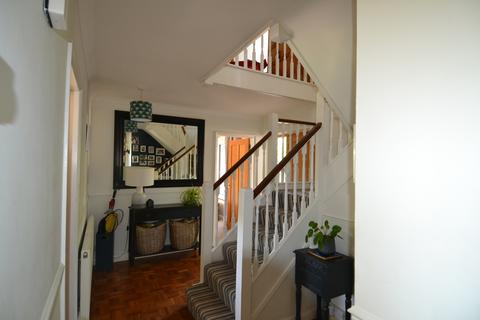 undefined, London Road, River CT17