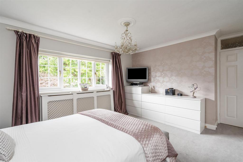 7 Beconsfield Close 15.jpg