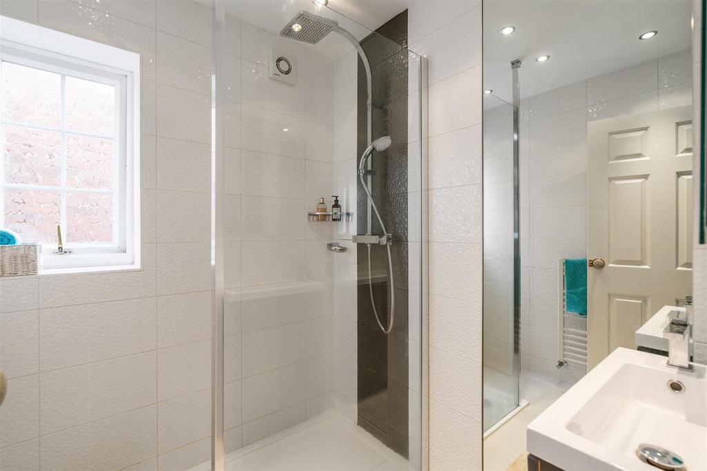 7 Beconsfield Close 18.jpg