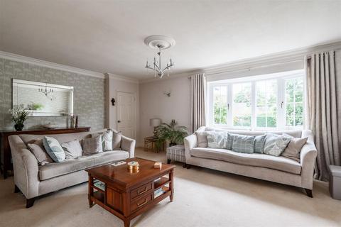 undefined, Beconsfield Close, Dorridge, Solihull