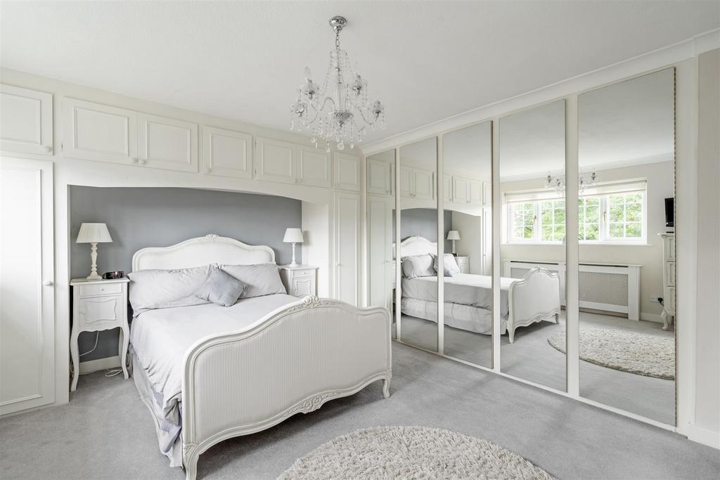 7 Beconsfield Close 11.jpg