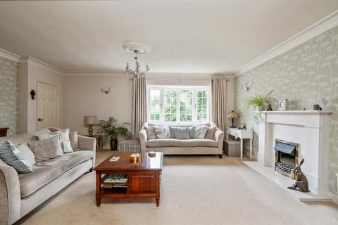 Beconsfield Close, Dorridge, Solihull
