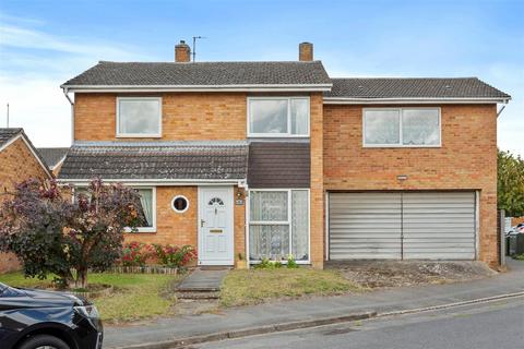 4 bedroom detached house for sale, Cricketers Road, Arlesey, Beds SG15 6SP