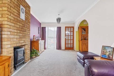 4 bedroom detached house for sale, Cricketers Road, Arlesey, Beds SG15 6SP