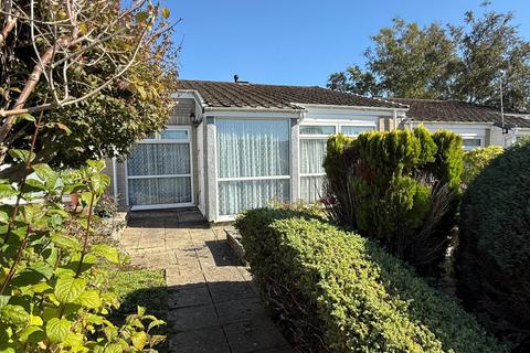 2 bedroom bungalow for sale, Amberley Gardens, Nailsea, North Somerset, BS48