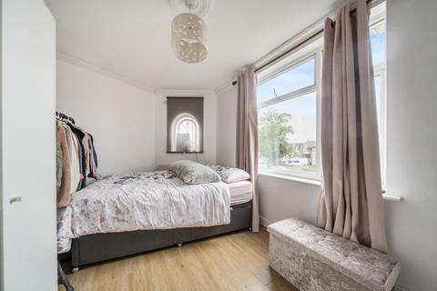 2 bedroom maisonette for sale, Upper Shirley Avenue, Upper Shirley, Southampton, Hampshire, SO15