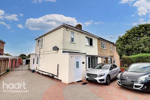 3 bedroom semi-detached house for sale, Oakdale Avenue, Peterborough