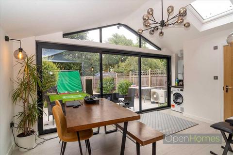 Fontwell Close, Harrow