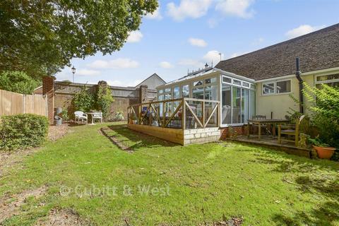 2 bedroom detached bungalow for sale, Elim Court Gardens, Crowborough TN6