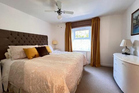4 Bond Close, Leonard Stanley, Stonehouse, GL10 3GQ