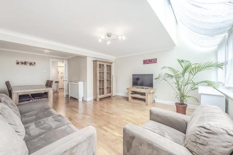 5 Admiral Place, London, SE16 5NY