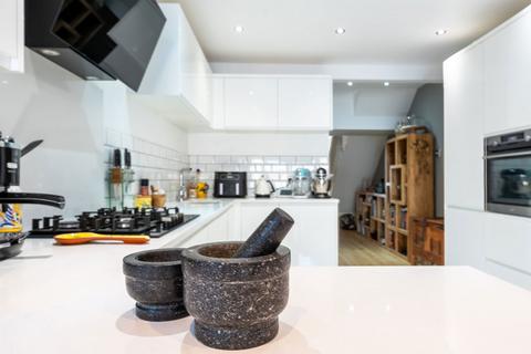 undefined, Campbell Road, Bedford, Bedfordshire, MK40 3DD