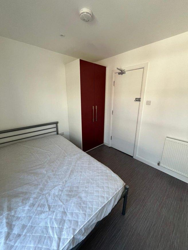 Watford-street-st4-2ew-992612