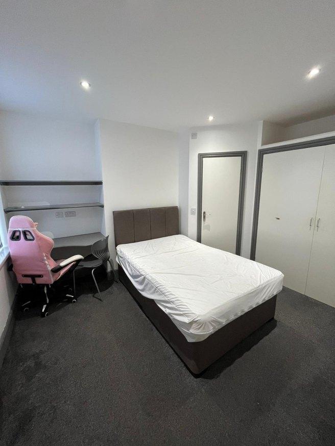 Aynsley-road-st4-2ra-992660