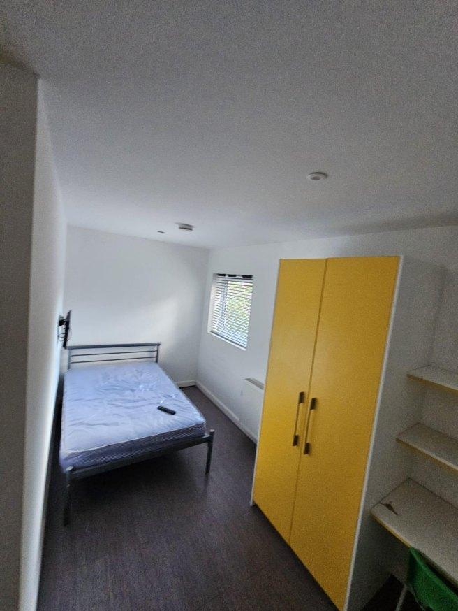 Boughey-road-st4-2bn-992738