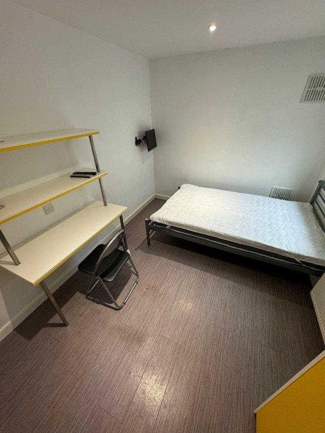 Cauldon-road-st4-2ed-992784