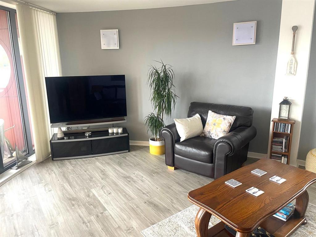 New lounge picture .jpeg