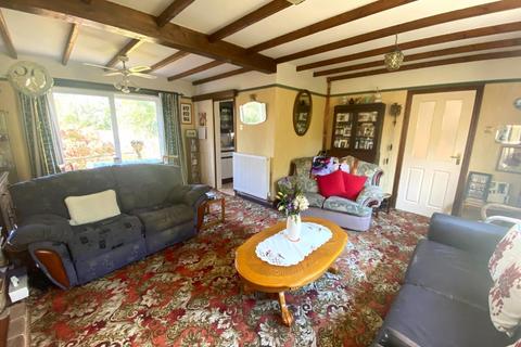 3 bedroom detached house for sale, Underwood Road, Glastonbury