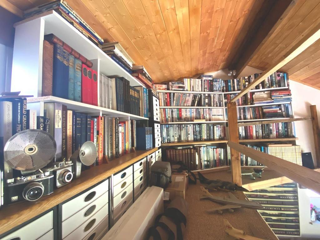 Mezzanine.JPG