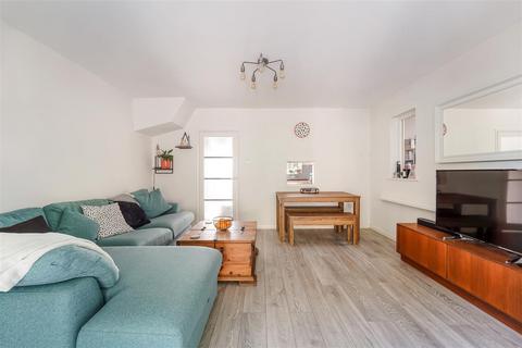 2 bedroom terraced house for sale, Kingston Road, Epsom