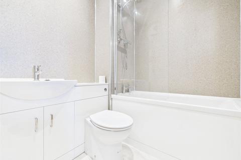 undefined, Hatherley Lane, Cheltenham, Gloucestershire, GL51