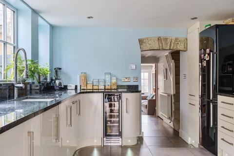 24 Gastons Road, Malmesbury, SN16 0BE