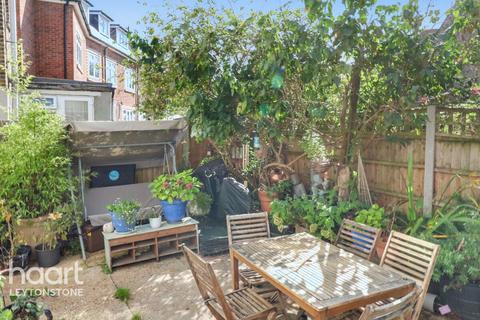 undefined, Drayton Road, London