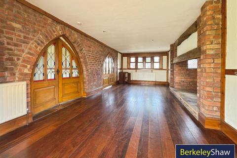 undefined, Village Courts, Liverpool L30