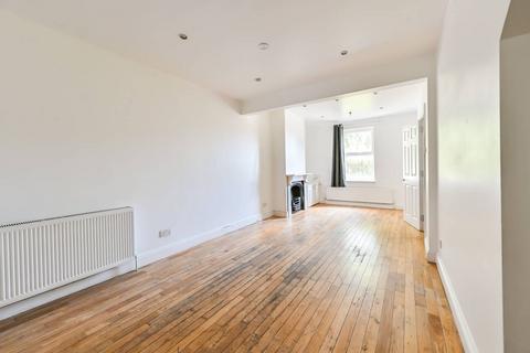 3 bedroom terraced house to rent, Latchmere Road, Battersea, London, SW11