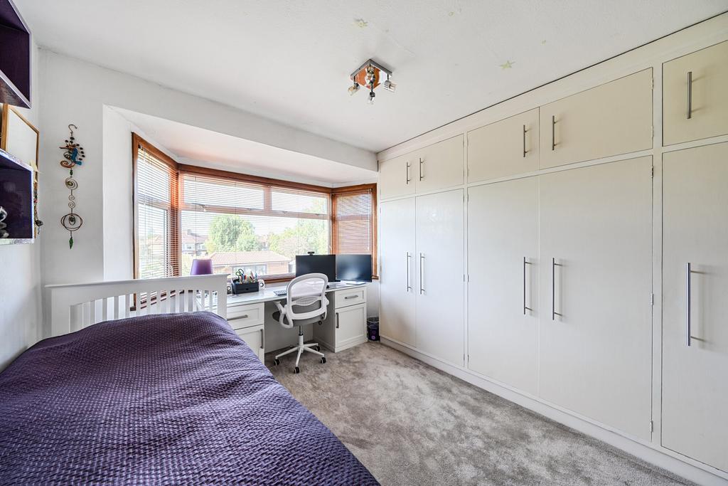 1358741-7-68d2acb...