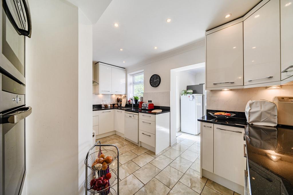 1358741-18-68d2ae...