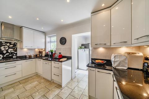 4 bedroom semi-detached house for sale, Kynance Gardens, Stanmore