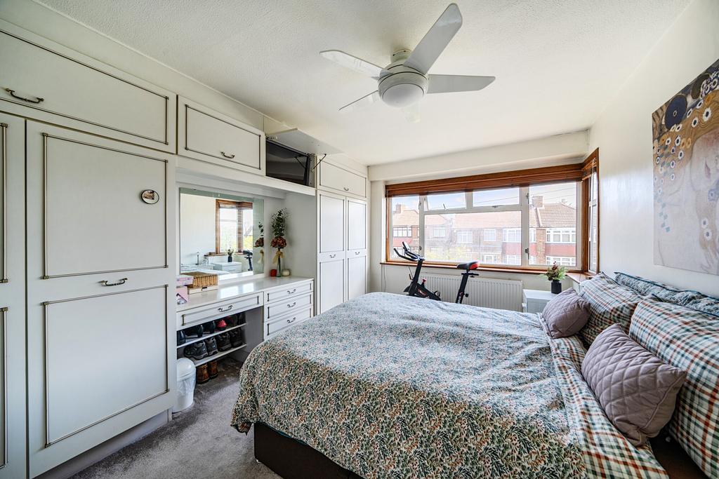 1358741-9-68d2ace...