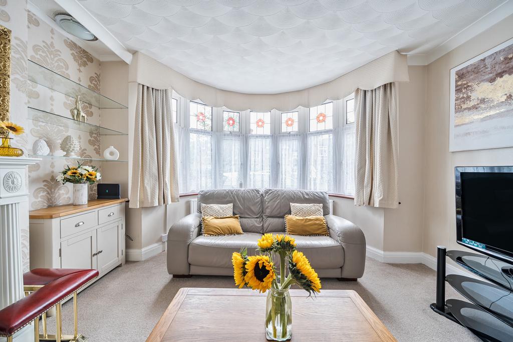 1354764-3-68ca95d...