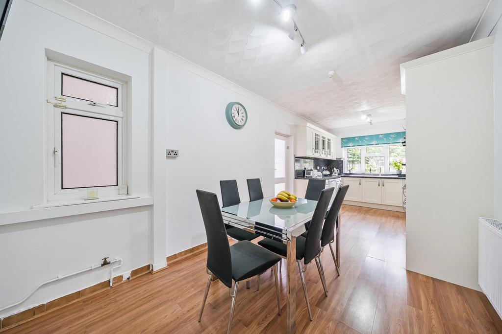 1354764-6-68ca95e...