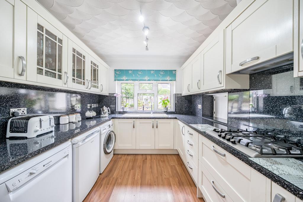 1354764-8-68ca95f...