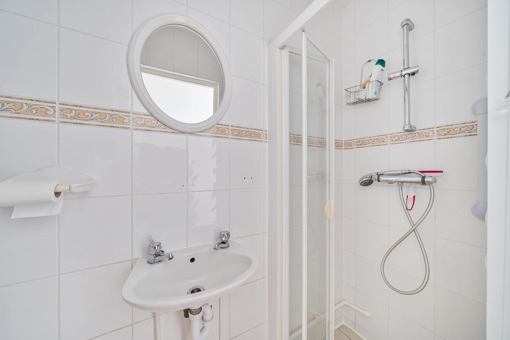 1354764-12-68ca96...