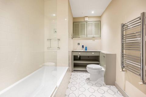2 bedroom flat to rent, Powis Gardens, Notting Hill, London, W11