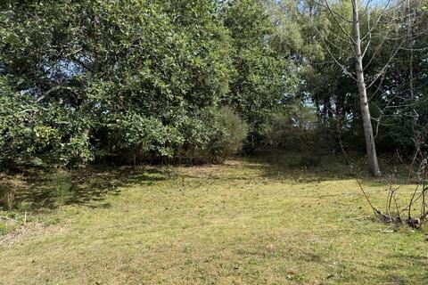 2 bedroom detached bungalow for sale, Storrington, Pulborough, West Sussex, RH20